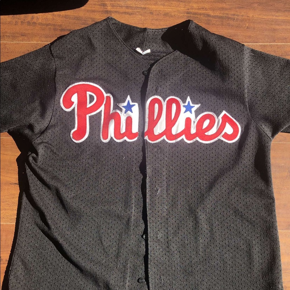 PHILLIES BLACK JERSEY SIZE LARGE